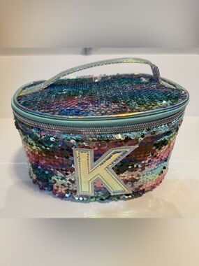 Justice Girls Flip Sequin Makeup Train Case – Letter "K"